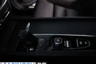 Volvo XC60 din 2021 cu 137.215 km - oferta VOL241374 - foto 16