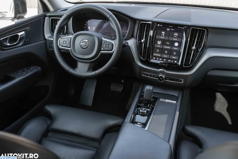 Volvo XC60 din 2021 cu 152.189 km - oferta VOL241378 - foto 8