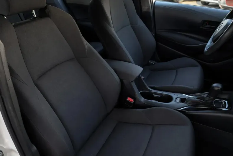 Toyota Corolla din 2020 cu 69.858 km - oferta TOY241379 - foto 22