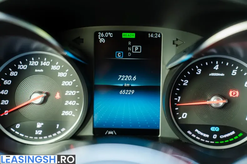 Mercedes-Benz GLC 200 (Clasa GLC) din 2020 cu 65.229 km - oferta MER241381 - foto 19