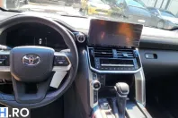 Toyota Land Cruiser 300 din 2026 cu 10 km - oferta TOY241384 - foto 8
