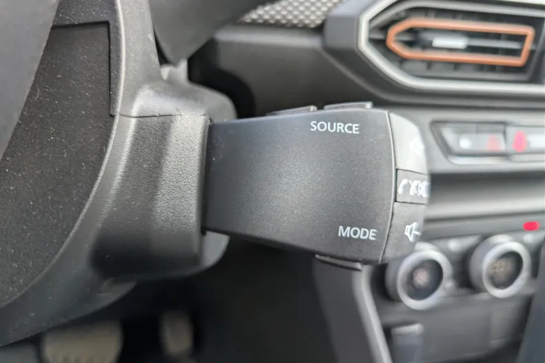 Dacia Sandero Stepway din 2023 cu 71.429 km - oferta DAC241386 - foto 25