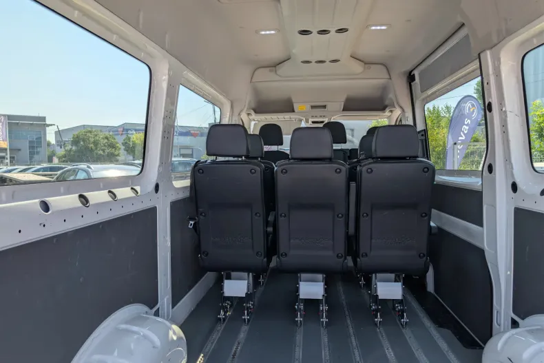 Volkswagen Crafter din 2020 cu 169.728 km - oferta VOL241387 - foto 11