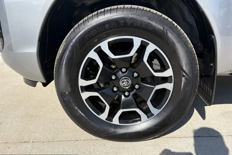 Toyota Hilux din 2020 cu 145.990 km - oferta TOY241393 - foto 10
