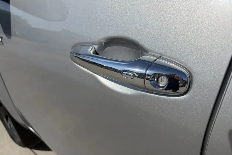 Toyota Hilux din 2020 cu 145.990 km - oferta TOY241393 - foto 11