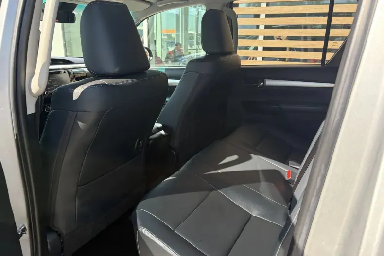 Toyota Hilux din 2020 cu 145.990 km - oferta TOY241393 - foto 12