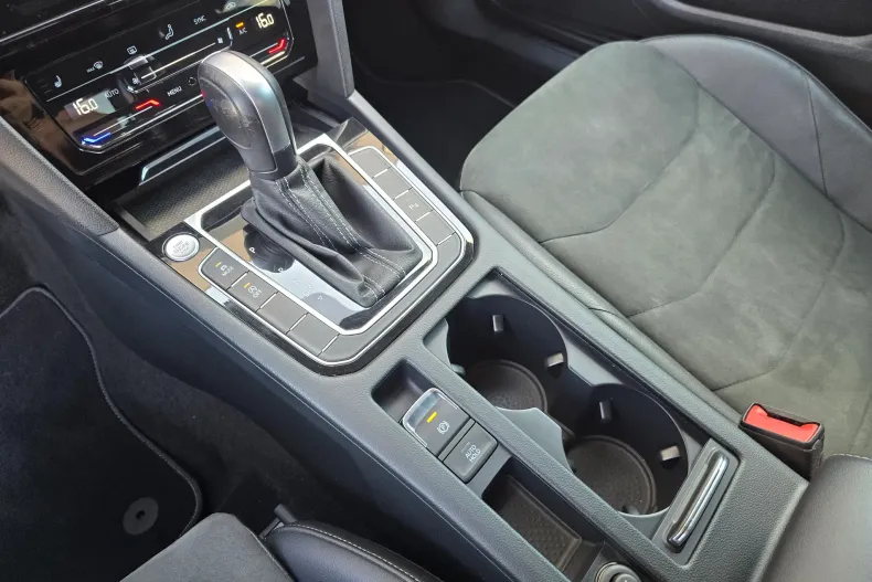 Volkswagen Arteon din 2023 cu 89.042 km - oferta VOL241397 - foto 23