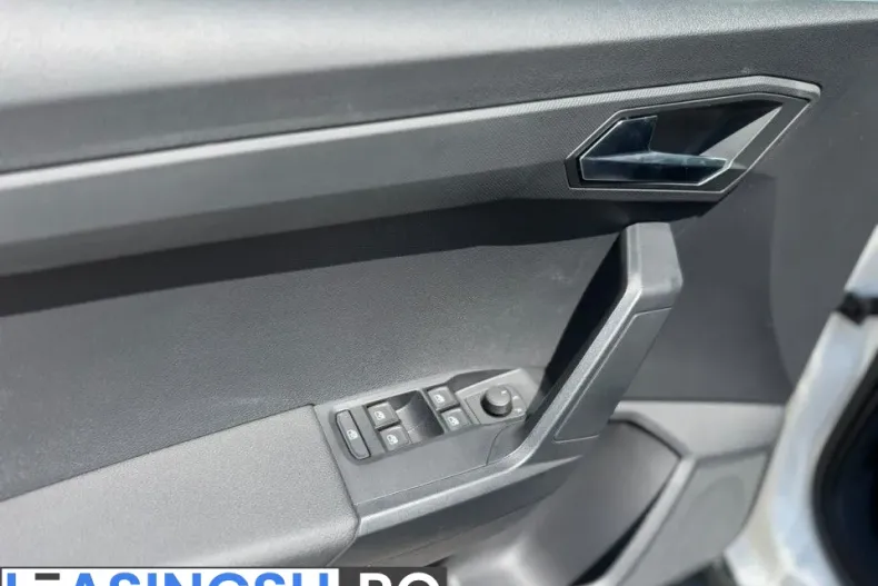 Seat Arona din 2025 cu 8 km - oferta SEA241400 - foto 9