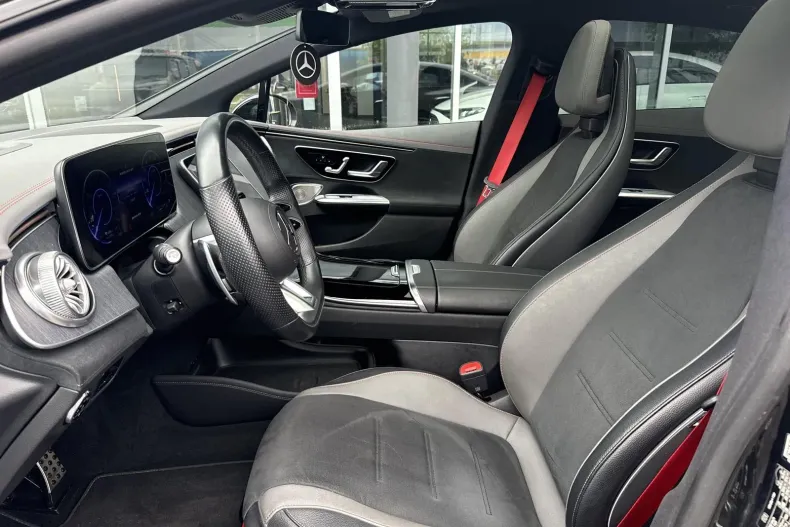 Mercedes-Benz EQE (Clasa E) din 2022 cu 35.000 km - oferta MER241407 - foto 11