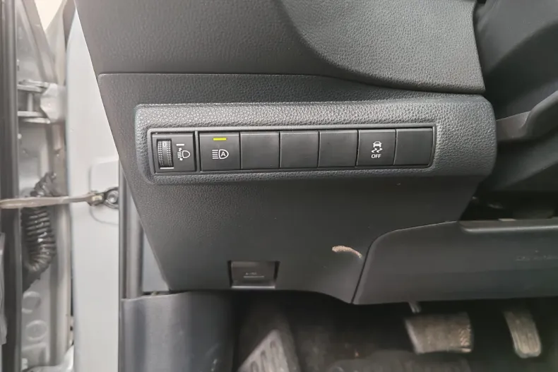 Toyota Corolla din 2021 cu 109.700 km - oferta TOY241434 - foto 20