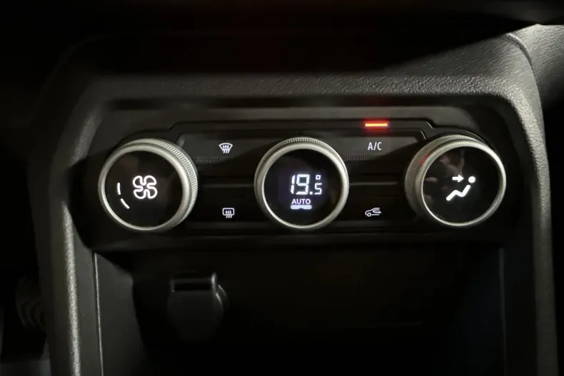 Dacia Sandero din 2024 cu 58.015 km - oferta DAC241439 - foto 16