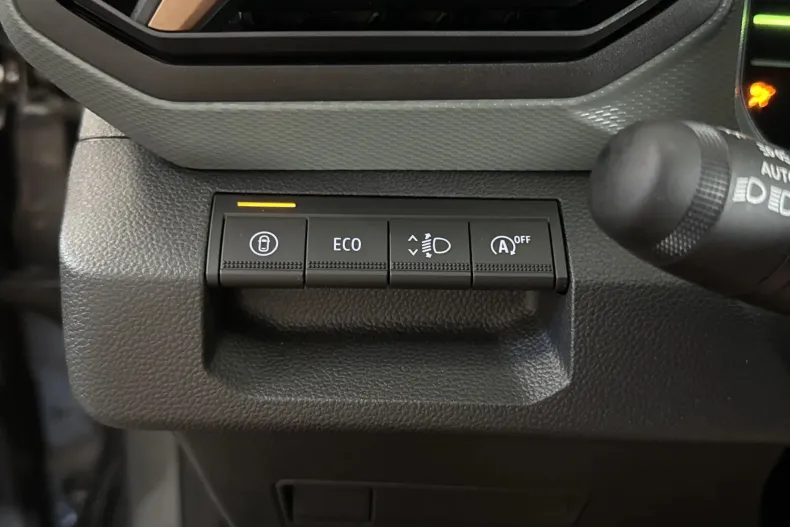 Dacia Duster din 2026 cu 14 km - oferta DAC241444 - foto 15