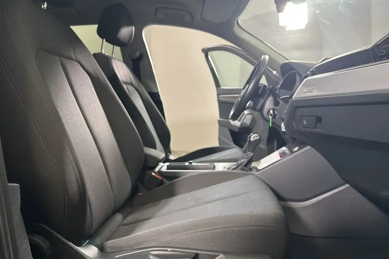 Audi Q3 din 2021 cu 81.936 km - oferta AUD241449 - foto 11