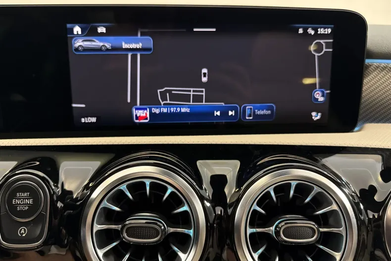 Mercedes-Benz A 200 (Clasa A) din 2023 cu 12.740 km - oferta MER241450 - foto 17