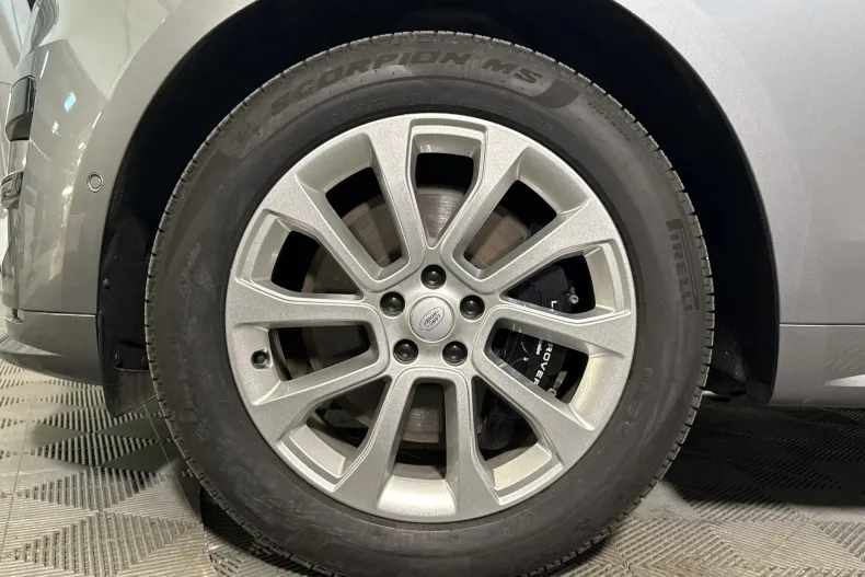 Land Rover Range Rover Sport din 2024 cu 85.737 km - oferta LAN241451 - foto 13