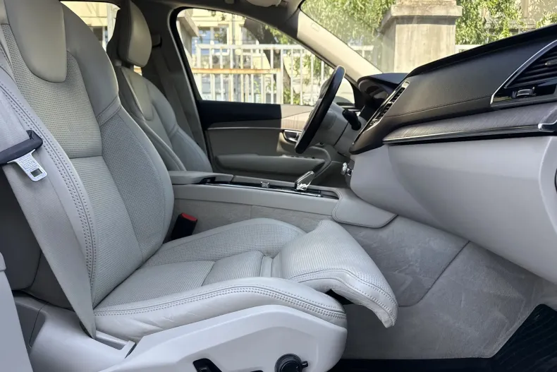Volvo XC90 din 2021 cu 154.625 km - oferta VOL241452 - foto 11