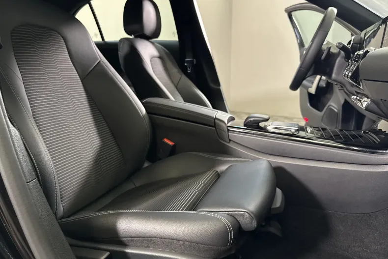 Mercedes-Benz A 250 (Clasa A) din 2021 cu 85.256 km - oferta MER241453 - foto 10