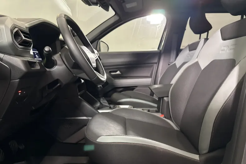 Dacia Bigster din 2025 cu 29.948 km - oferta DAC241458 - foto 25
