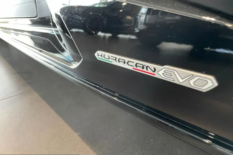 Lamborghini Huracán din 2023 cu 21.950 km - oferta LAM241465 - foto 10