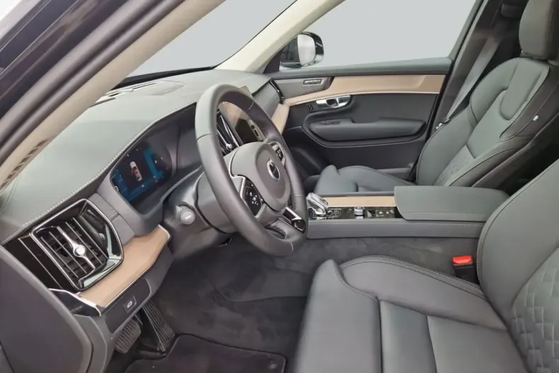 Volvo XC90 din 2025 cu 16.851 km - oferta VOL241470 - foto 9