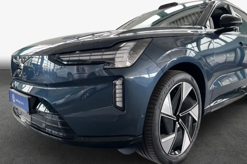 Volvo EX90 din 2025 cu 17.305 km - oferta VOL241471 - foto 6