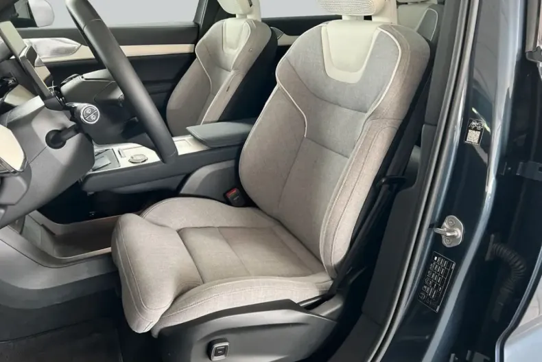 Volvo EX90 din 2025 cu 17.305 km - oferta VOL241471 - foto 10