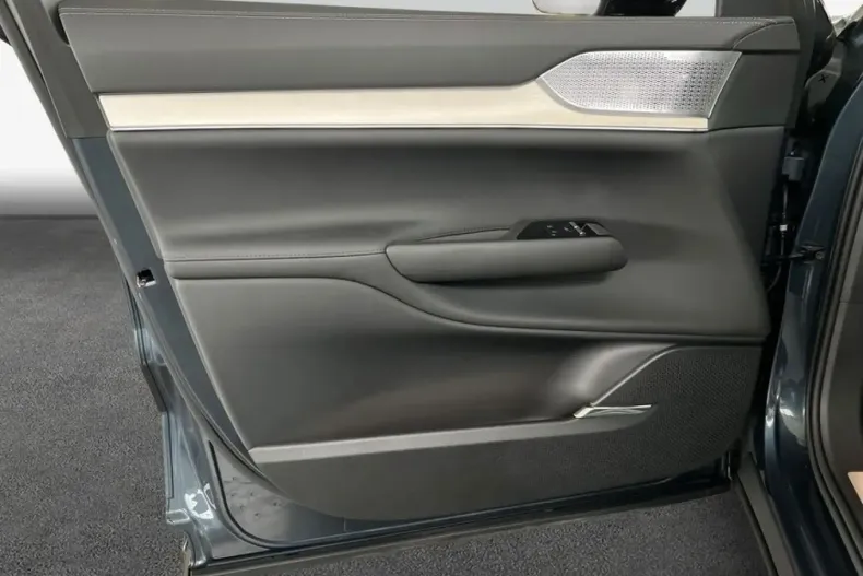 Volvo EX90 din 2025 cu 17.305 km - oferta VOL241471 - foto 19