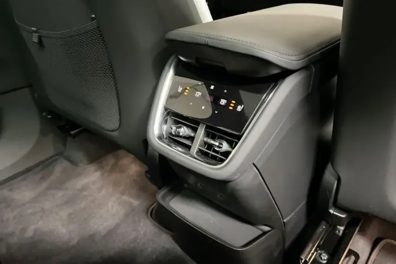 Volvo EX90 din 2025 cu 17.305 km - oferta VOL241471 - foto 23