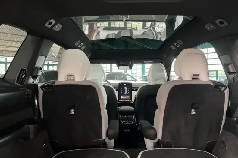 Volvo EX90 din 2025 cu 17.305 km - oferta VOL241471 - foto 43
