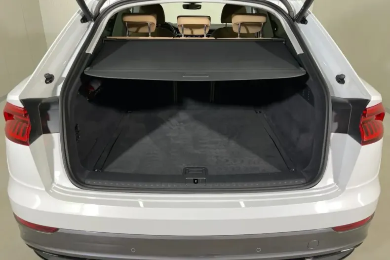 Audi Q8 din 2022 cu 54.695 km - oferta AUD241475 - foto 5