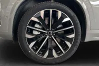 Volvo XC90 din 2025 cu 13.222 km - oferta VOL241477 - foto 7