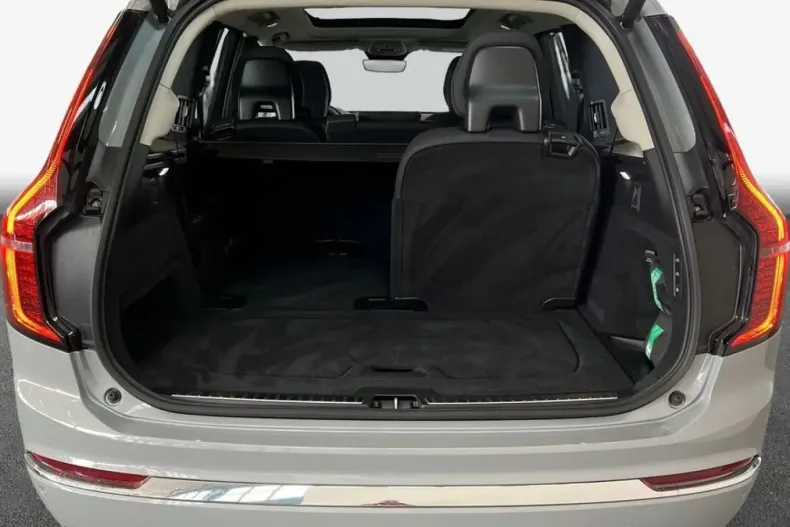 Volvo XC90 din 2025 cu 13.222 km - oferta VOL241477 - foto 8