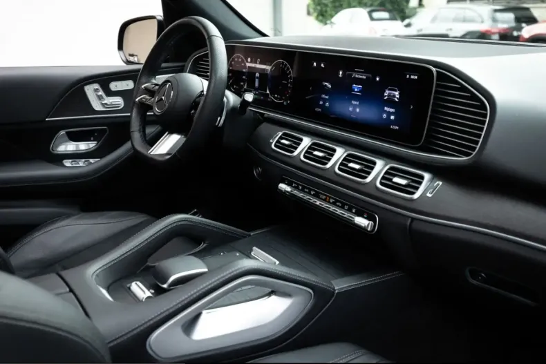 Mercedes-Benz GLE 400 (Clasa GLE) din 2024 cu 29.997 km - oferta MER241481 - foto 17