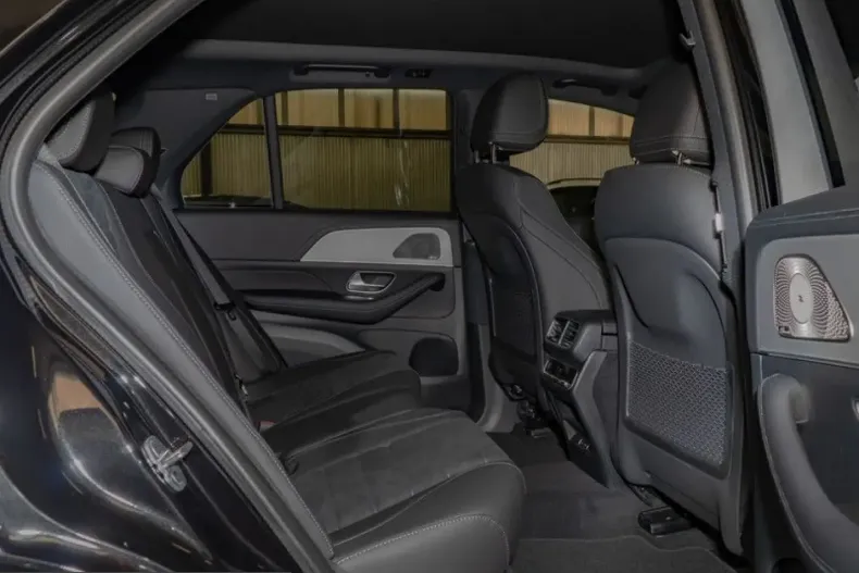 Mercedes-Benz GLE 450 (Clasa GLE) din 2025 cu 16.850 km - oferta MER241483 - foto 9