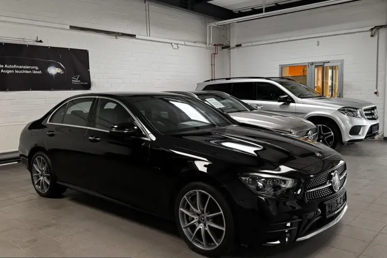 Mercedes-Benz E 300 (Clasa E) din 2021 cu 70.906 km - oferta MER241484 - foto 3
