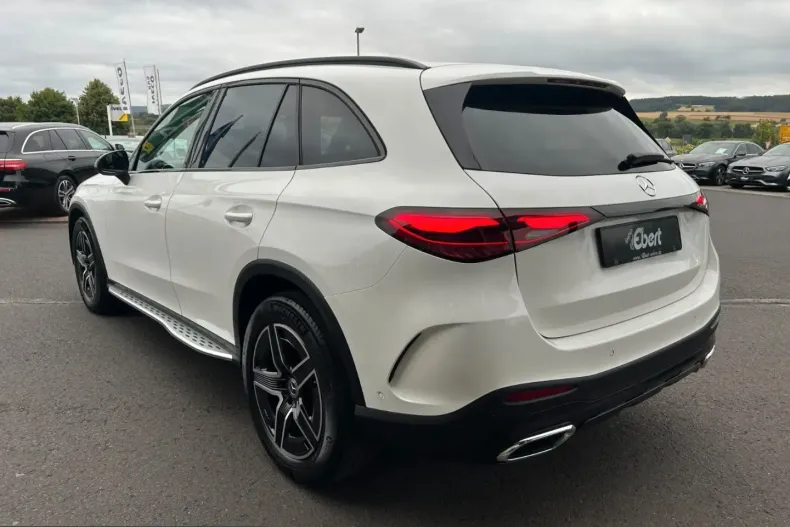 Mercedes-Benz GLC 220 (Clasa GLC) din 2023 cu 55.250 km - oferta MER241485 - foto 3