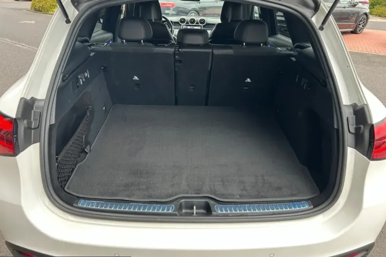 Mercedes-Benz GLC 220 (Clasa GLC) din 2023 cu 55.250 km - oferta MER241485 - foto 8