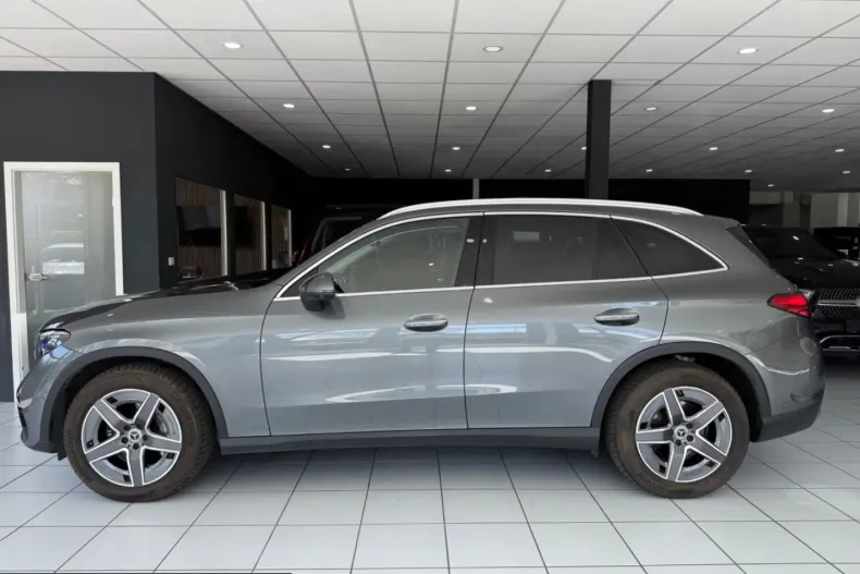 Mercedes-Benz GLC 220 (Clasa GLC) din 2023 cu 22.000 km - oferta MER241487 - foto 2
