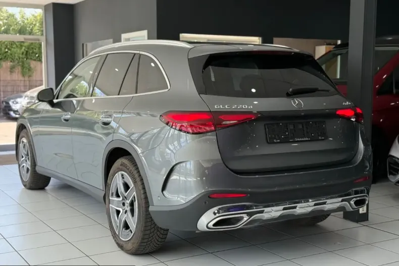 Mercedes-Benz GLC 220 (Clasa GLC) din 2023 cu 22.000 km - oferta MER241487 - foto 3