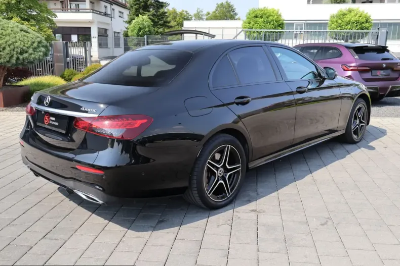Mercedes-Benz E 300 (Clasa E) din 2021 cu 84.200 km - oferta MER241488 - foto 9