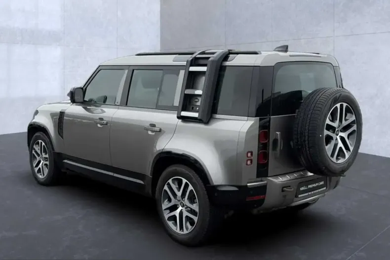 Land Rover Defender din 2023 cu 40.019 km - oferta LAN241491 - foto 5