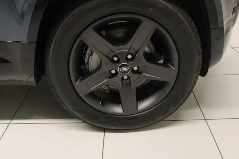 Land Rover Defender din 2025 cu 32.700 km - oferta LAN241492 - foto 19
