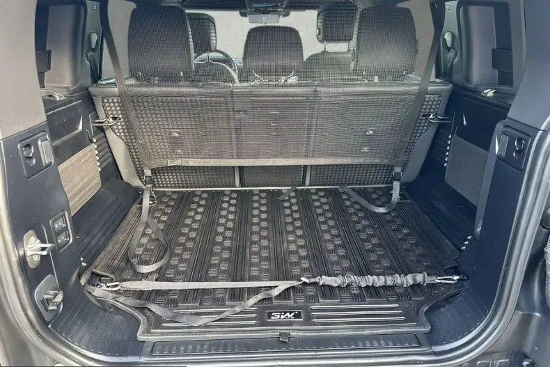 Land Rover Defender din 2023 cu 57.049 km - oferta LAN241493 - foto 11