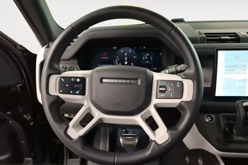 Land Rover Defender din 2024 cu 64.202 km - oferta LAN241494 - foto 10