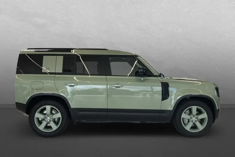 Land Rover Defender din 2023 cu 54.000 km - oferta LAN241496 - foto 6