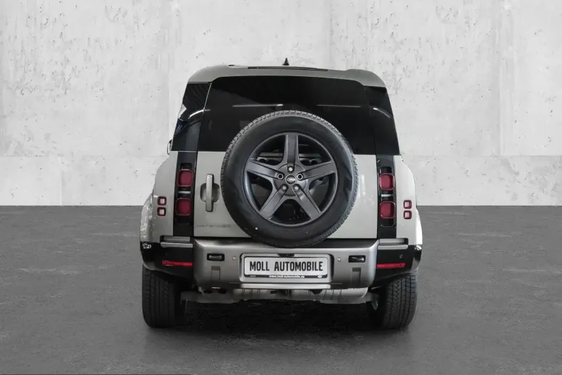Land Rover Defender din 2023 cu 28.160 km - oferta LAN241497 - foto 8