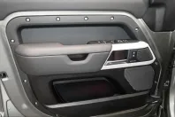 Land Rover Defender din 2023 cu 28.160 km - oferta LAN241497 - foto 13