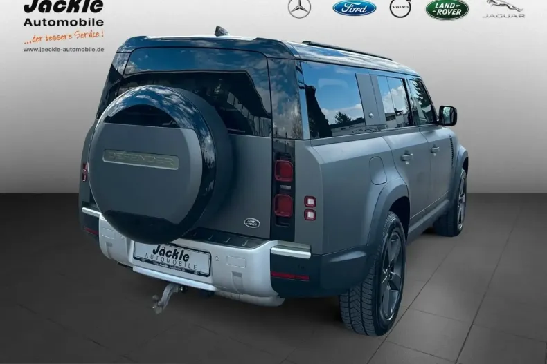 Land Rover Defender din 2023 cu 66.000 km - oferta LAN241498 - foto 6