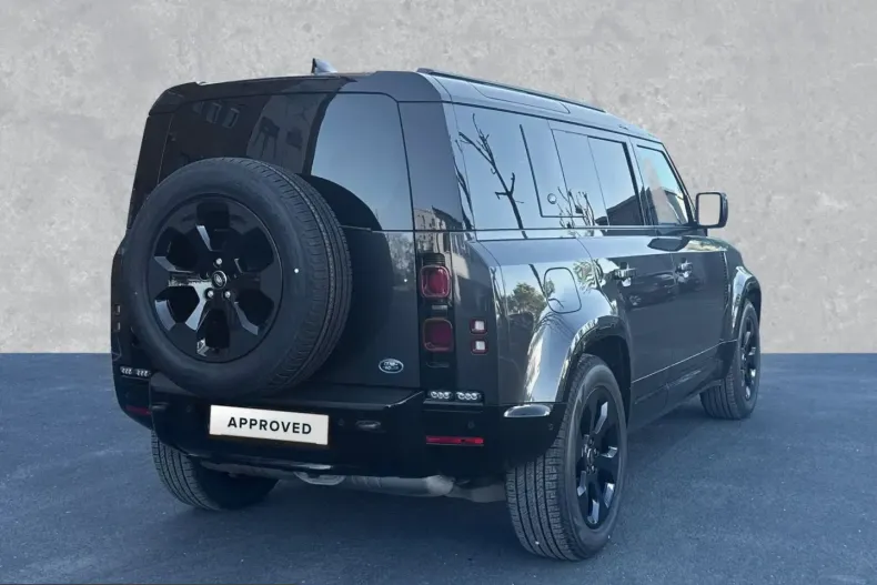 Land Rover Defender din 2023 cu 56.879 km - oferta LAN241500 - foto 2