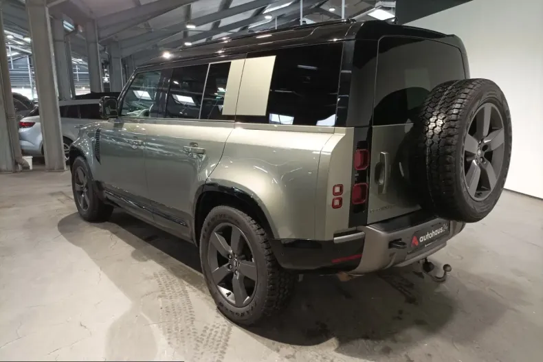 Land Rover Defender din 2024 cu 30.790 km - oferta LAN241502 - foto 3